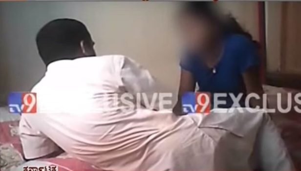 Karnataka: Video leak of Nanjeshwar Swamyji making sex relation with the  actress in monastery